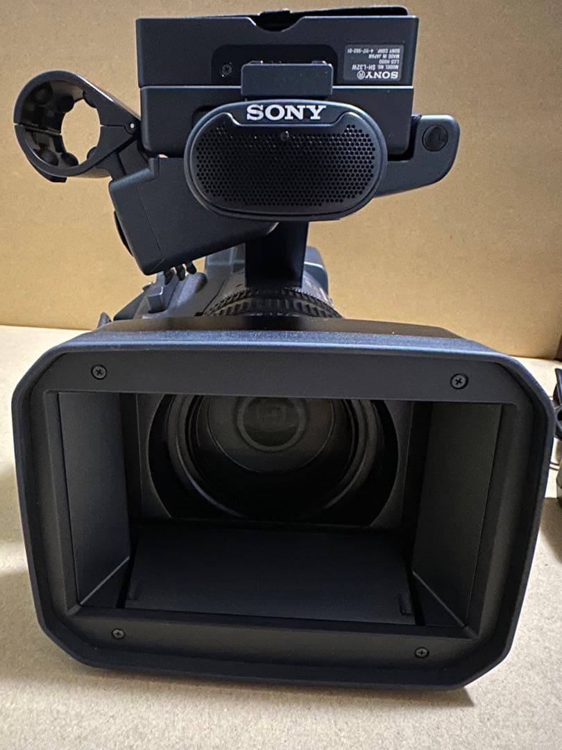 SONYビデオカメラ　HDR-AX2000