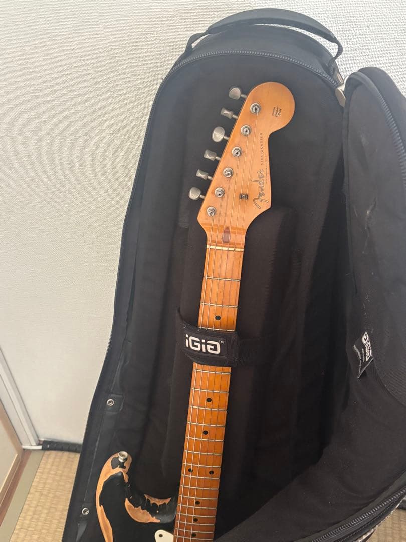 Fender Japan ストラトキャスター※IGiG ソフトケースのおまけ付き