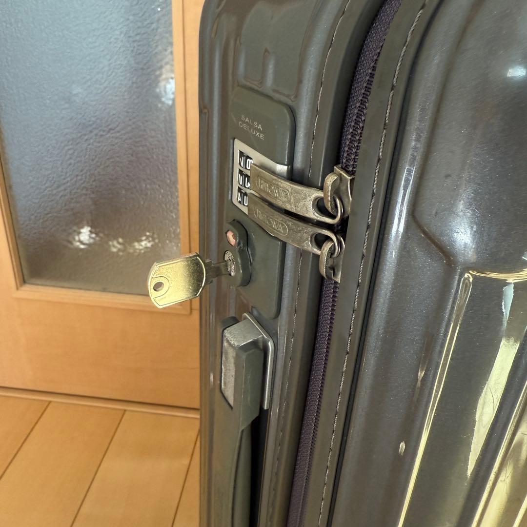 リモワ　RIMOWA サルサデラックス　2輪　32L 機内持込　グレー