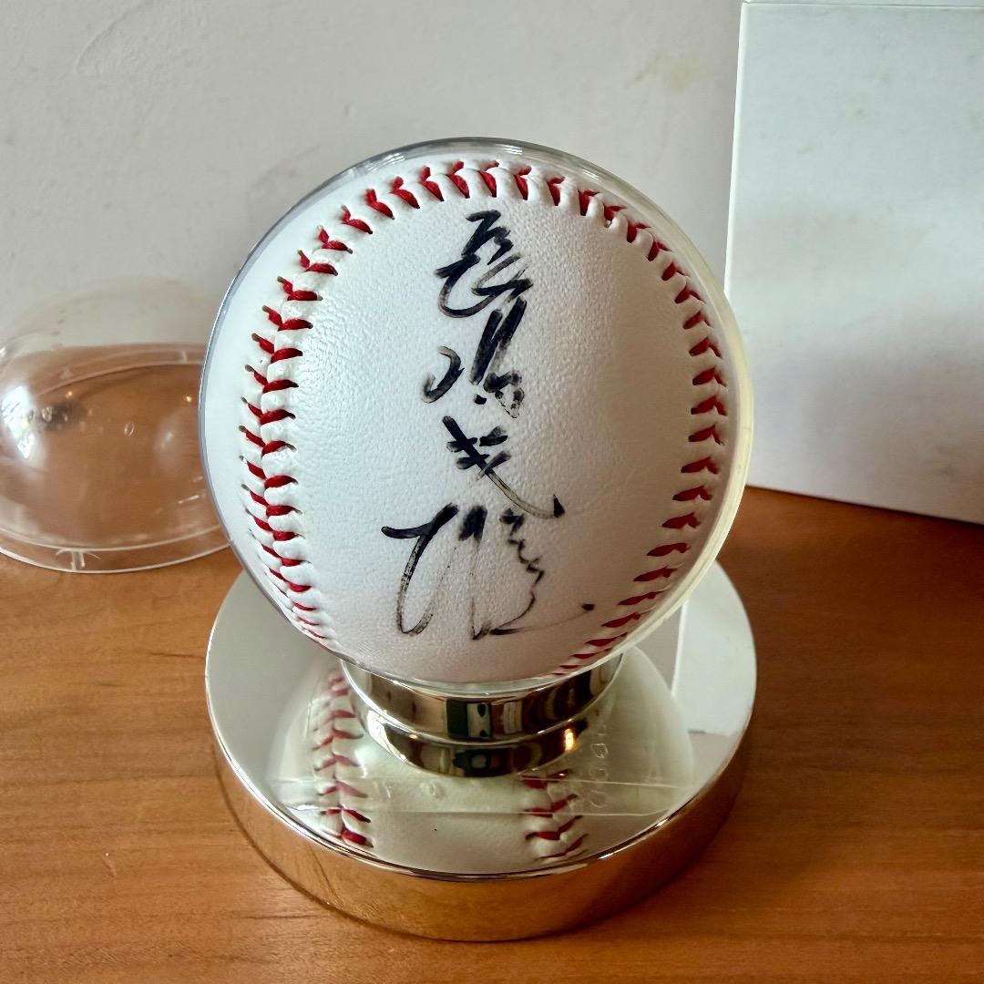 ち*ん様 ジャイアンツロゴ　長嶋茂雄直筆サイン入りボール　 ゴールドスタンド