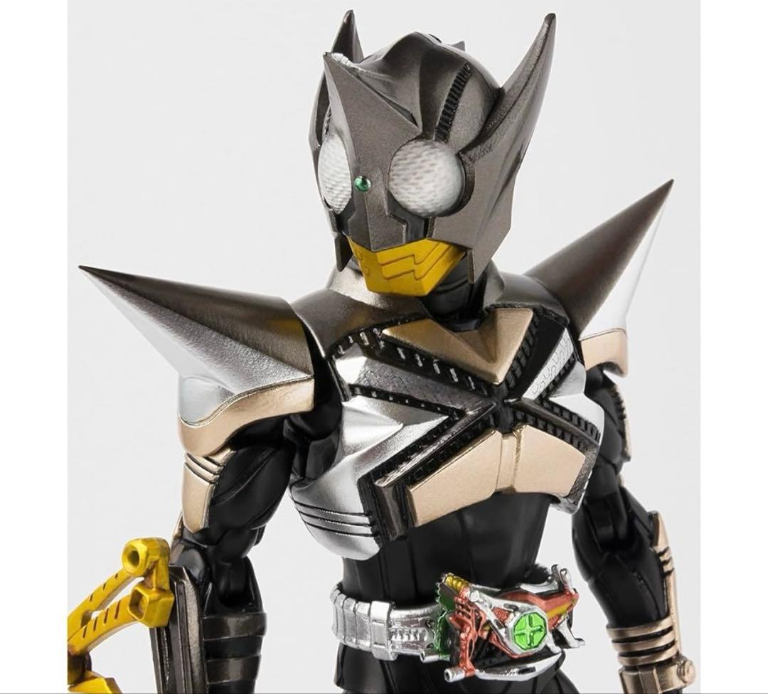 S.H.フィギュアーツ(真骨彫製法) 仮面ライダーパンチホッパー