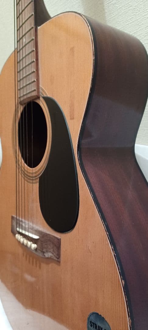 年代物のギター MARUE MUSICAL SAN TONE MF-100