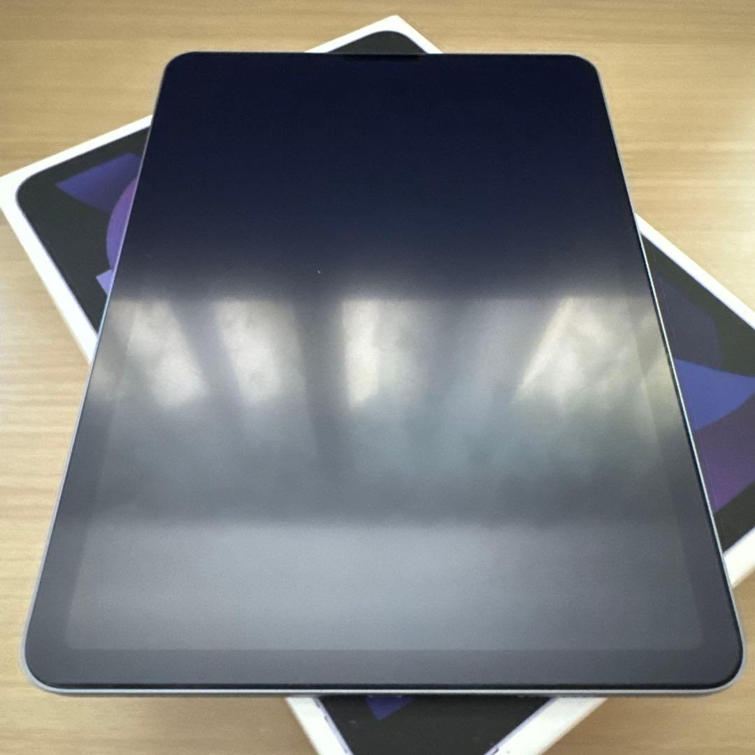 iPad Air (第5世代)／256GB／Wi-Fi／機種名:MME63J/A