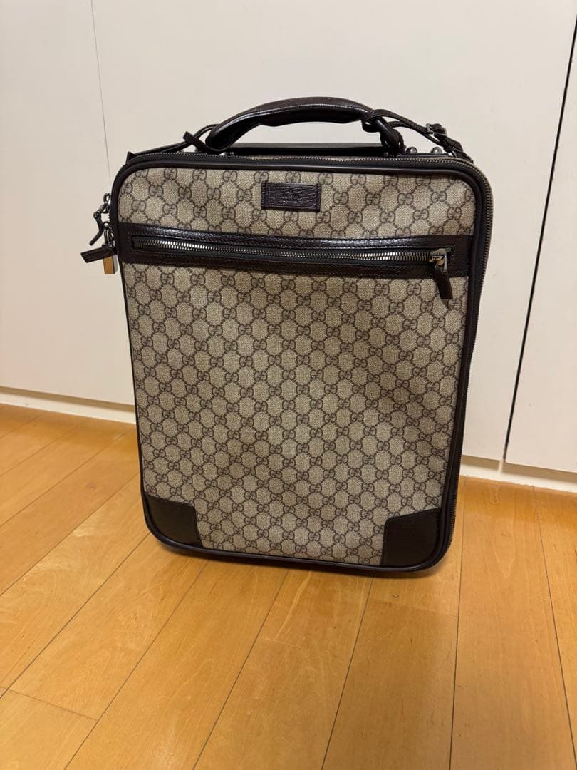 GUCCI キャリーケース スーツケース