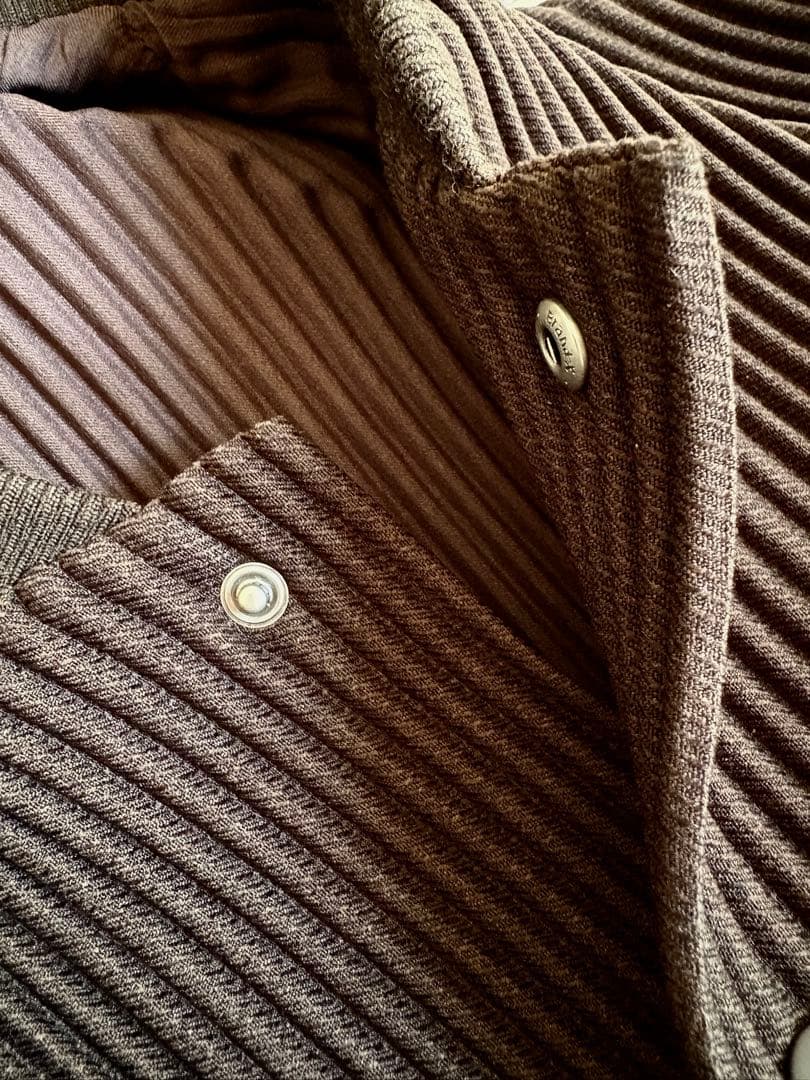 オムプリッセイッセイミヤケ　セットアップ　ウールライク