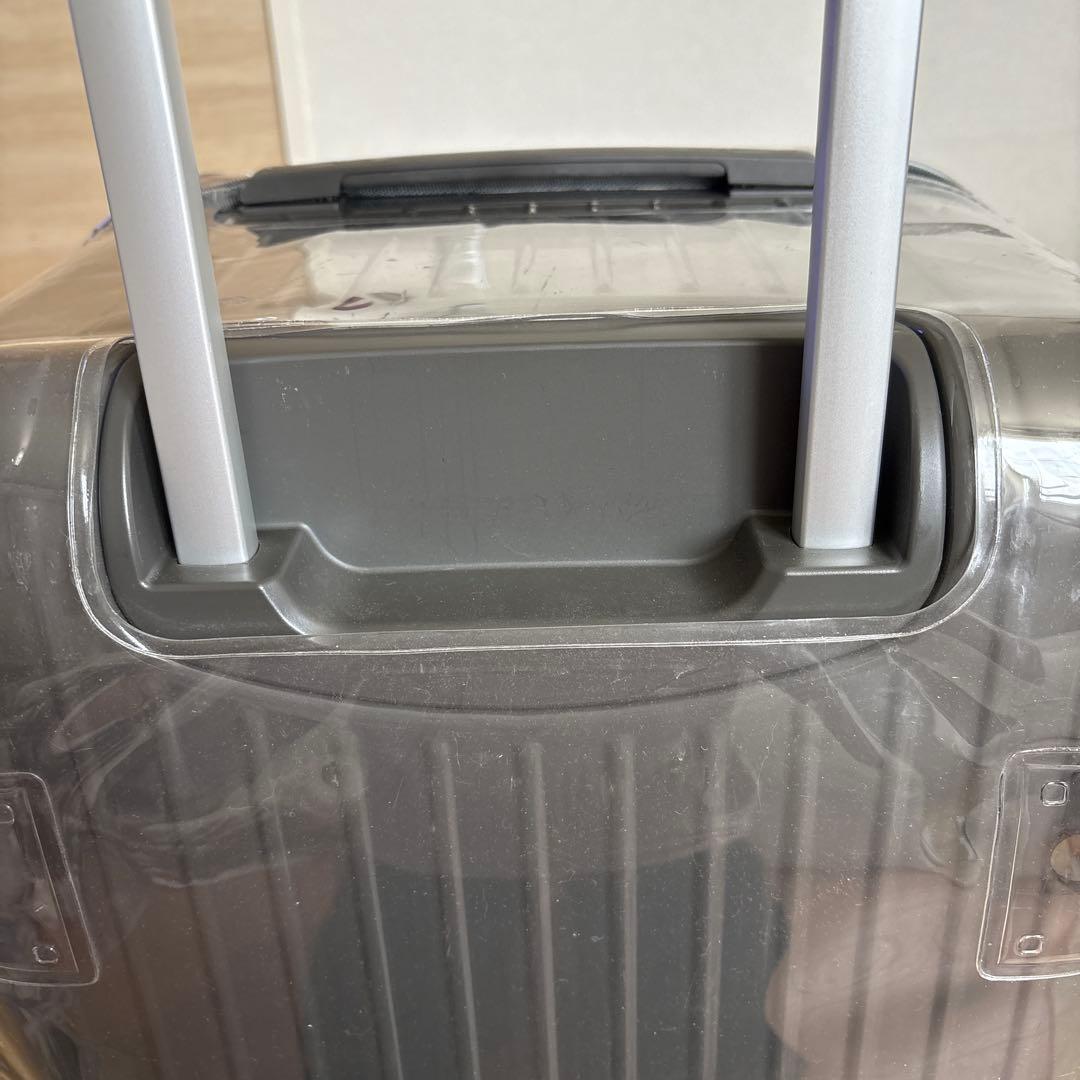 (美品)RIMOWAリモワ　ESSENTIAL トランク プラス キャリーケース