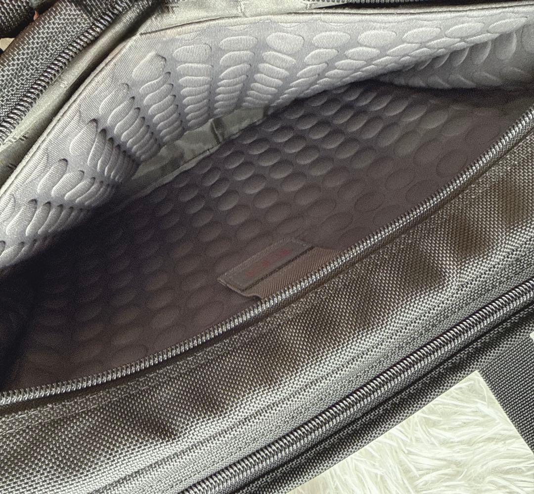 TUMI 3way ビジネスバッグ リュック ショルダー A4 通勤 黒 ２気室