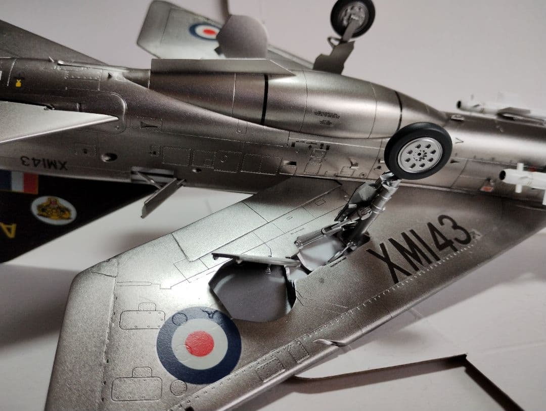 プラモデル完成機　1/48　E.E.ライトニングF1