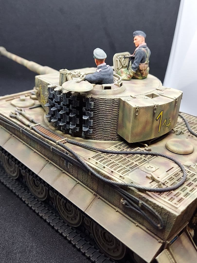 タミヤ 1/35 プラモデル ドイツ軍戦車 タイガーI後期型 完成品