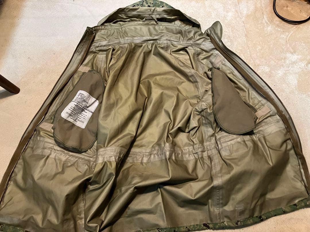 米軍　実物　AOR2 TypeIII ゴアテックスパーカー M/R ジャケット