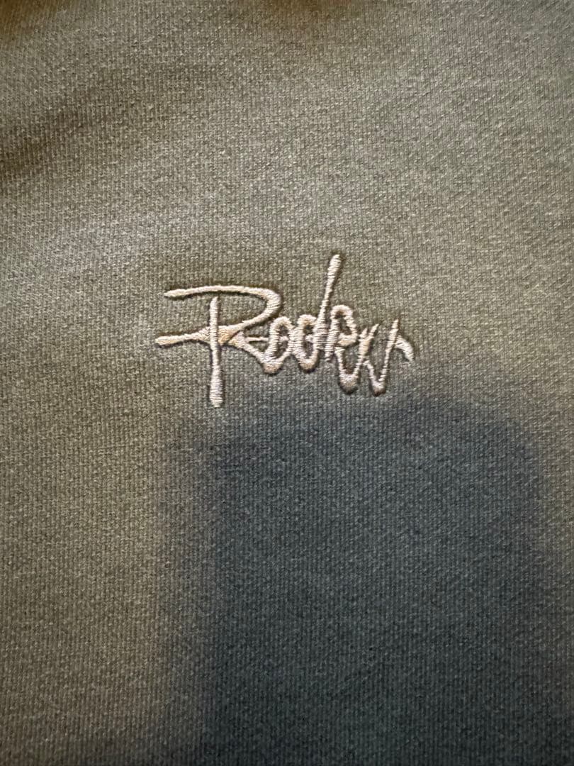 らっだぁのおみせ ロゴジップフーディ 15周年記念缶バッチ 付 1月26日まで！