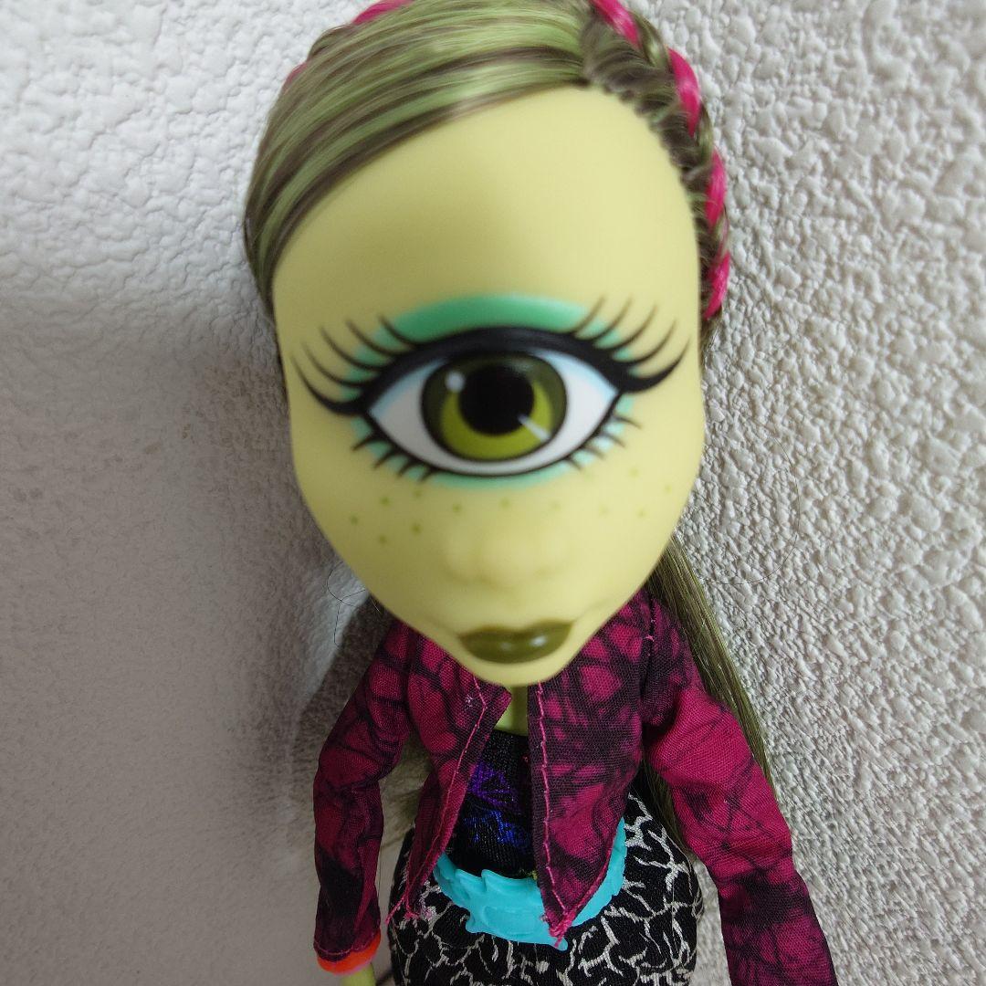 モンスター・ハイ 一つ目人形　アイリス・クロップス