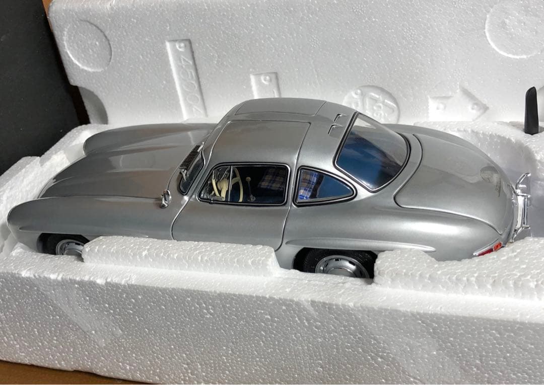 最終値下げ Schuco 1/18 メルセデス ベンツ 300SL Coupe
