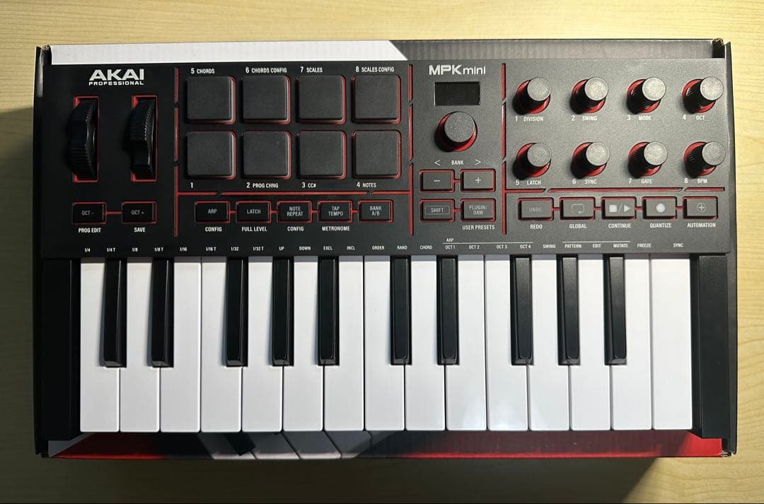 AKAI MPK mini IV （MIDIキーボード）