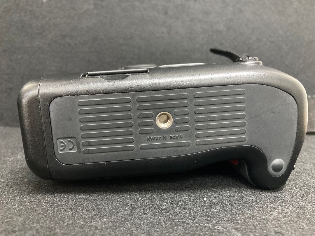 【ジャンク】Nikon F5 ボディ（フィルム一眼レフカメラ）