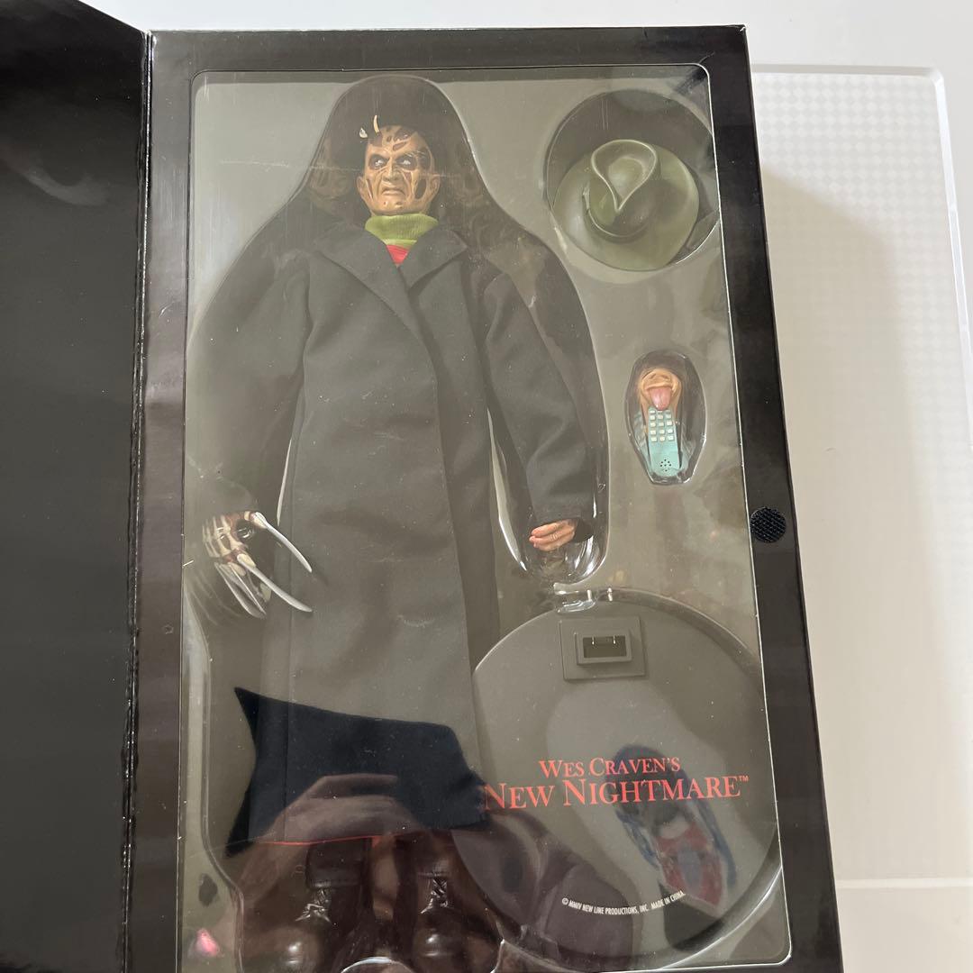 エルム街の悪夢　フレディ　サイドシヨウトイ製　　2004年