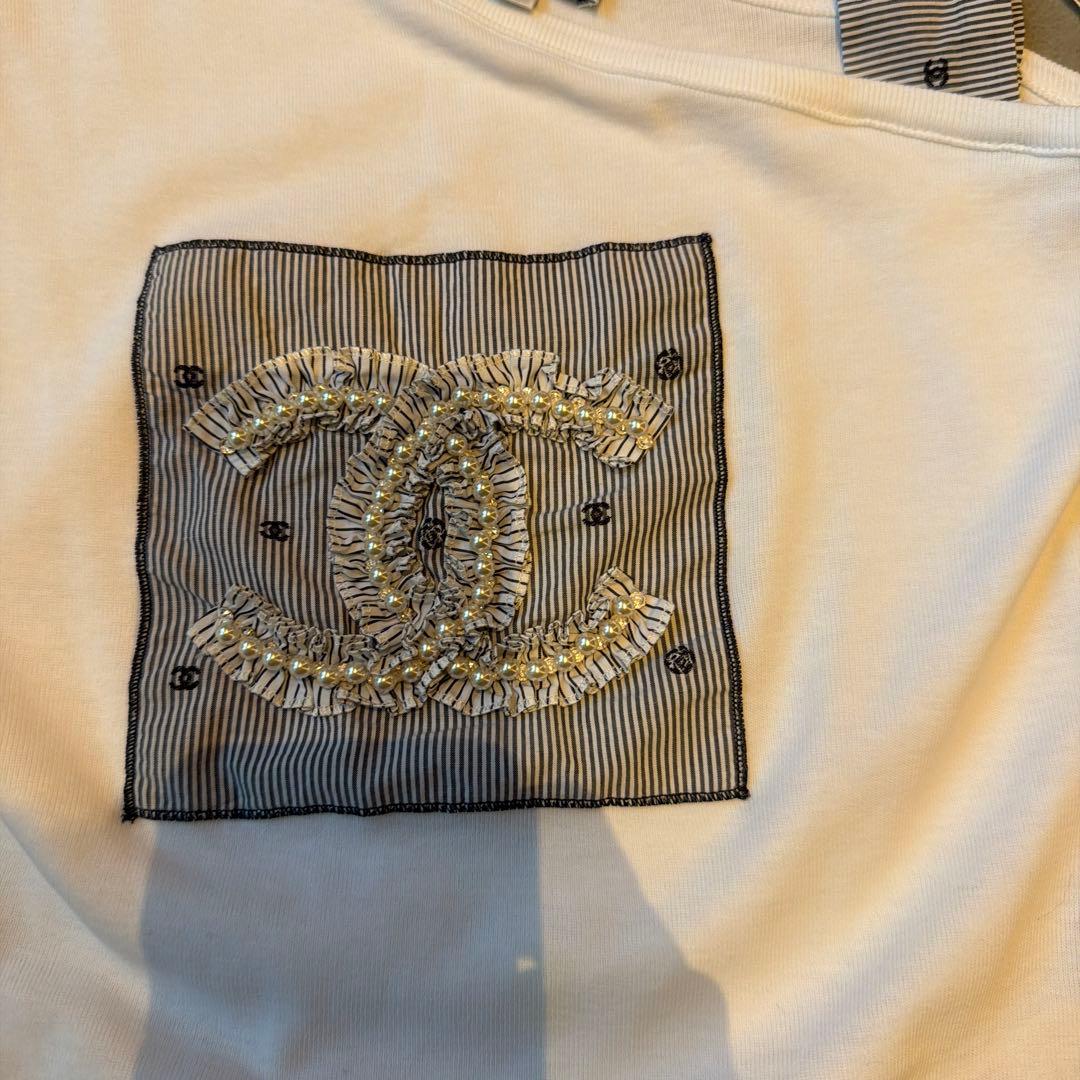 CHANEL 刺繍ロゴパッチ タンクトップ