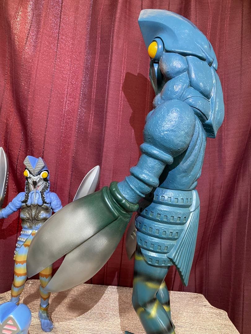 バルタン星人　フィギュア　貯金箱　セット