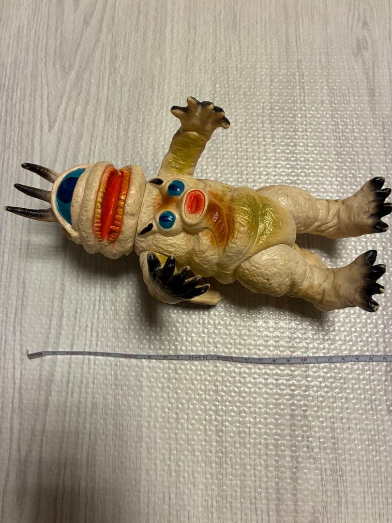 お値段交渉いたします。 青い目のバクラー　ソフビ マスダヤ スペクトルマン怪獣