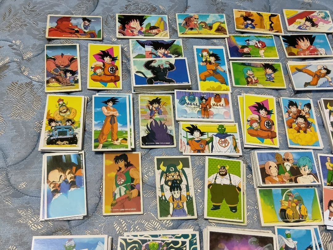 【昭和レトロ】ドラゴンボールキャラクター　角めんこ235枚　まとめ売り