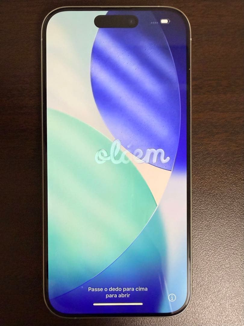 iPhone 15 Pro ホワイトチタニウム 256GB