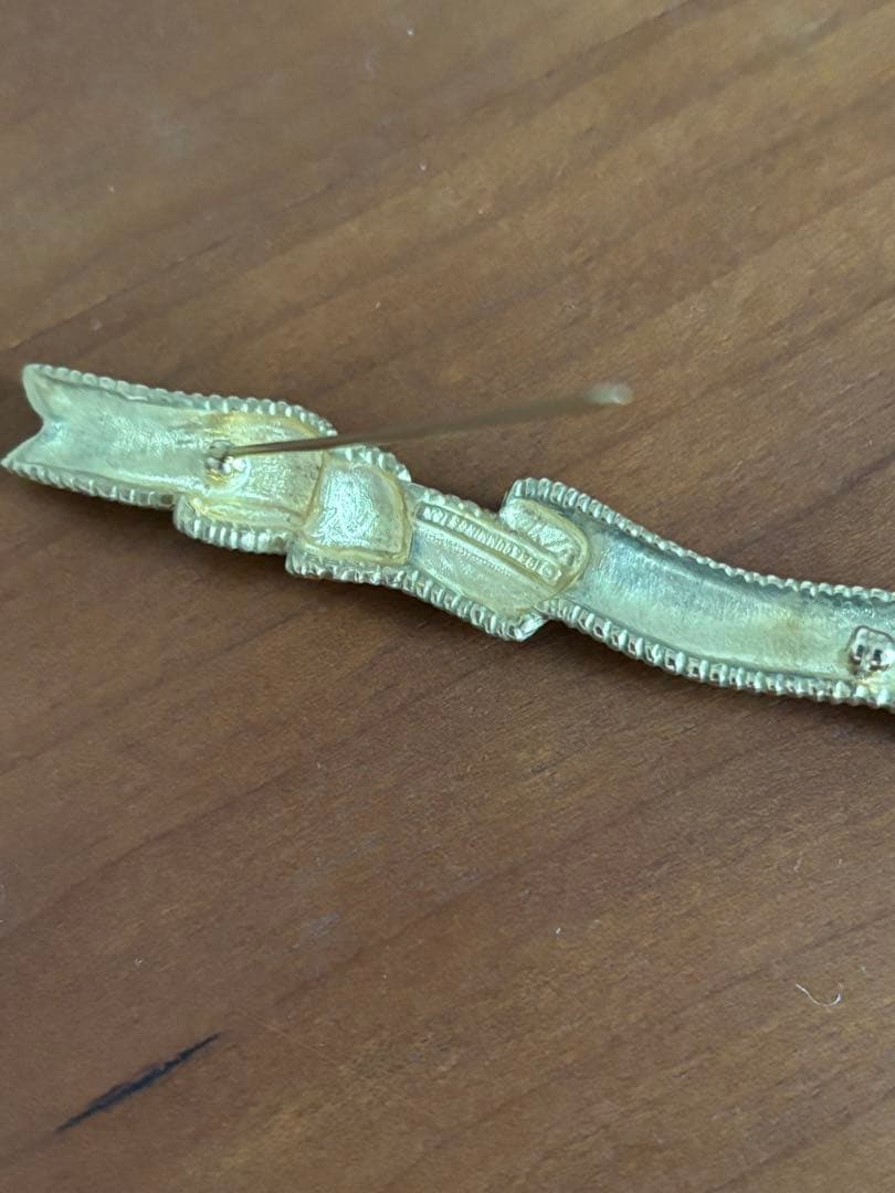 ANGELA CUMMINGS アンジェラカミングス　リボンモチーフ