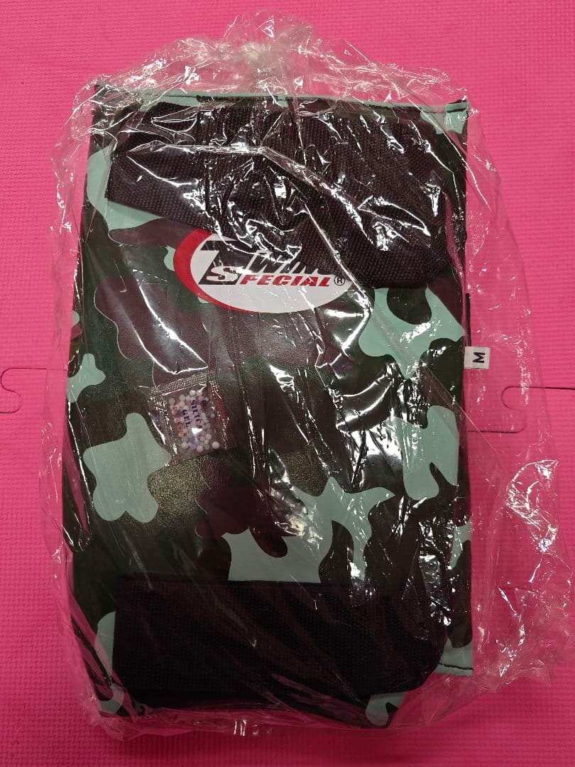 TWINSのレッグガード レガース レア物 お買い得です。