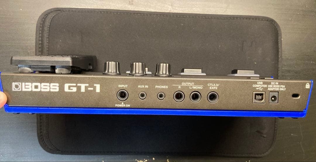 BOSS GT-1 純正アダプター　ソフトケース付き