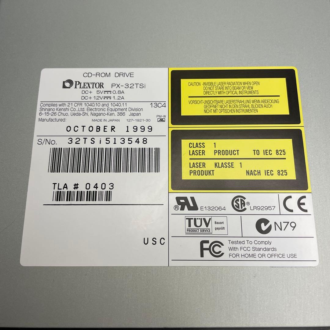 外付けハードディスク・ドライブ PLEXTOR PX-32TSi CD-ROM DRIVE