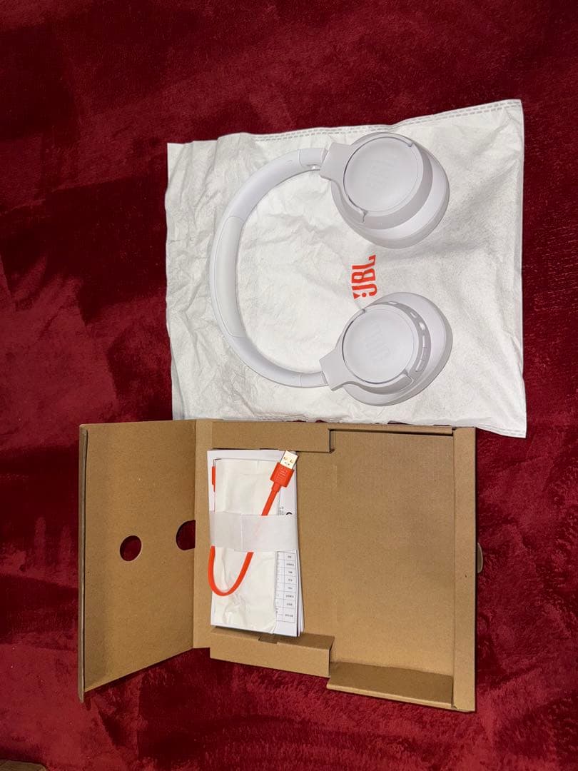 JBL TUNE 770NC ワイヤレスヘッドホン