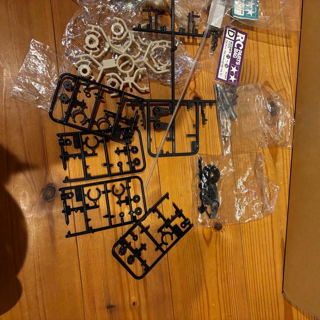 タミヤ 1/10 マルティーニ アルファロメオ 155 V6 TI TA03F