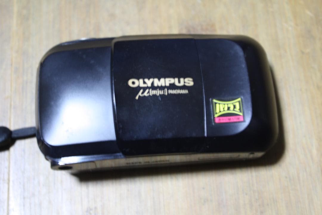 OLYMPUS オリンパス μ ミュー 　動作品　フイルム入り　ケース付き　美品