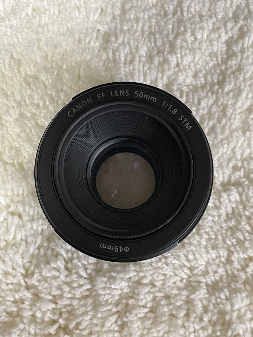 Canon EOS Kiss X8i ボディ 単焦点レンズ　動作確認済み