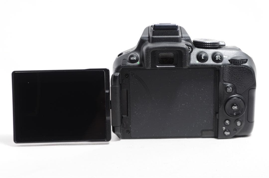 初心者おすすめ❤️Nikon D5300❤️Wi-Fi搭載❤️一眼レフカメラ