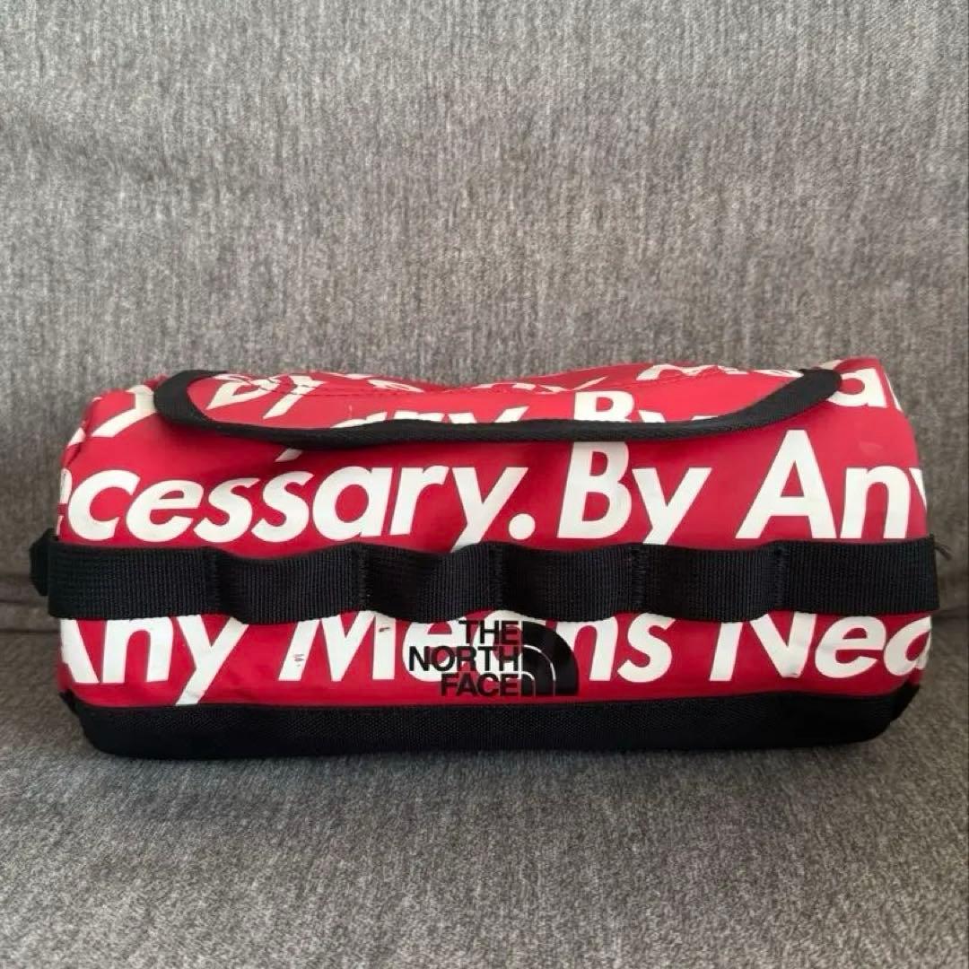 シュプリーム×ザノースフェイス　ポーチ　トラベルキャニスター