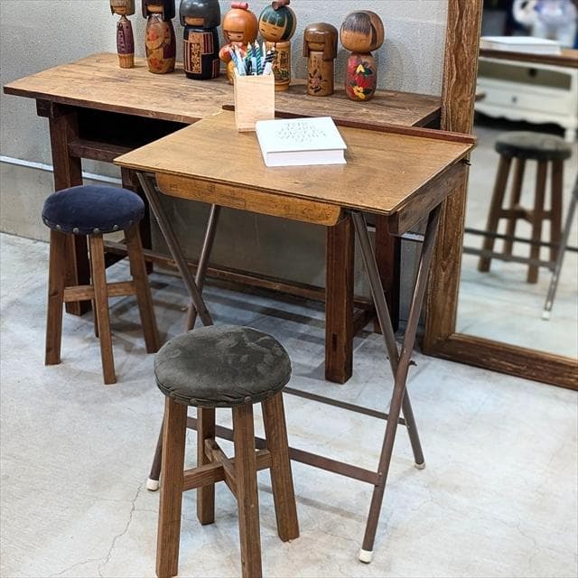 ヴィンテージのフォールディングデスク①