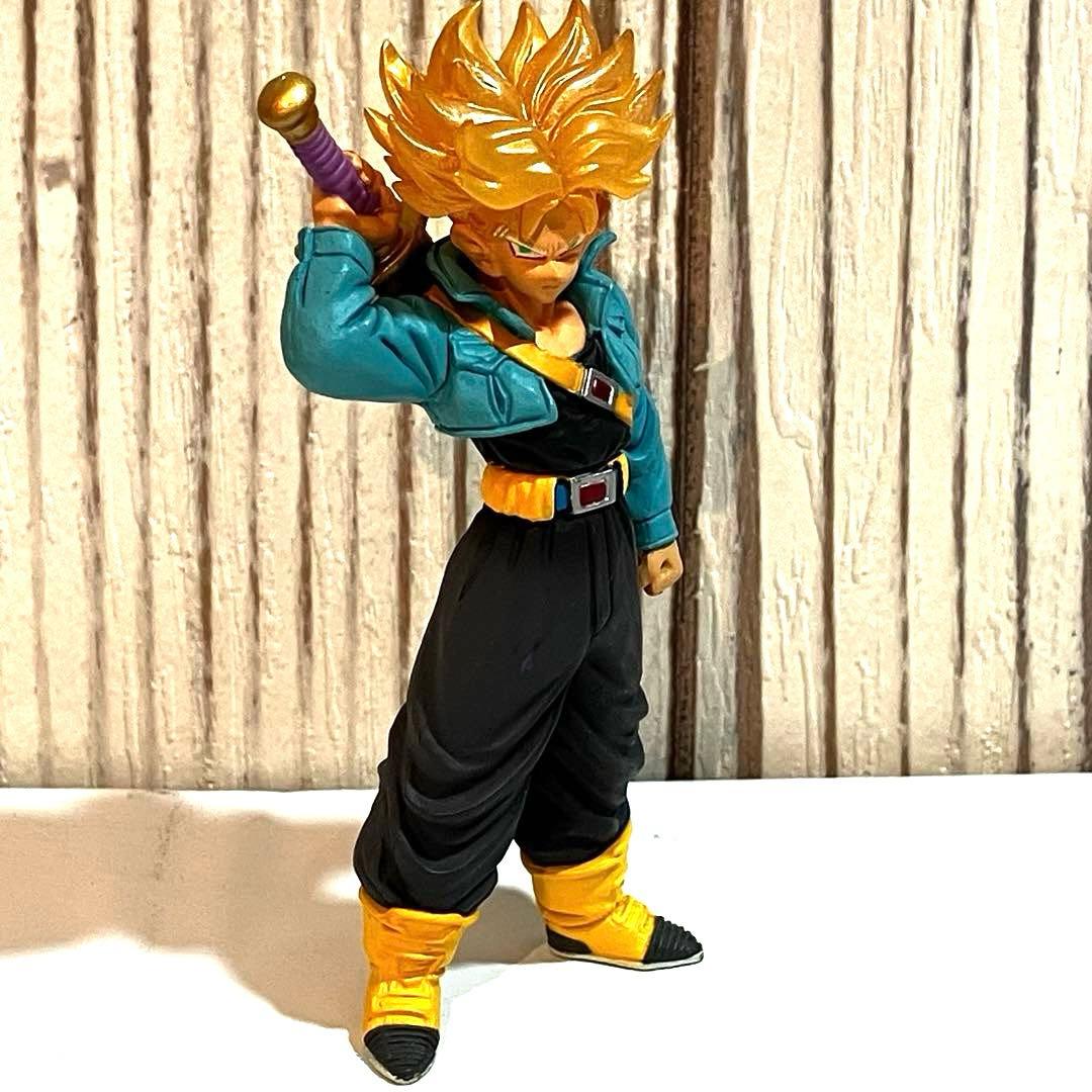 真*村様 ドラゴンボール DG 超サイヤ人孫悟空、トランクス、ピッコロ フィギュ