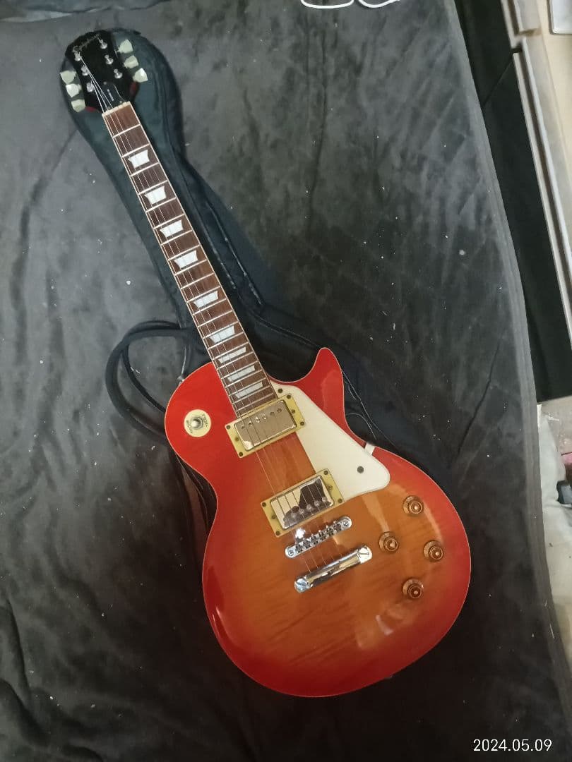 ☆MG2☆新品弦交換済 Epiphone by GIBSON レスポール CS☆