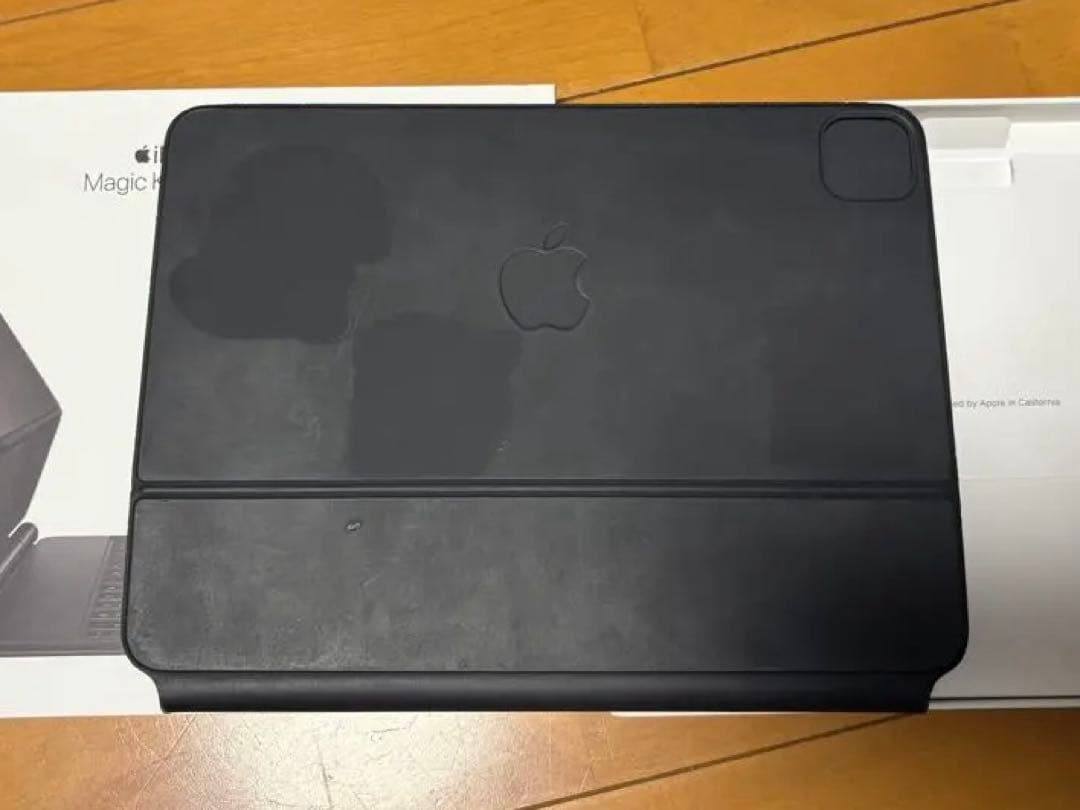 iPad air 第4世代 + Magic Keyboard 付き