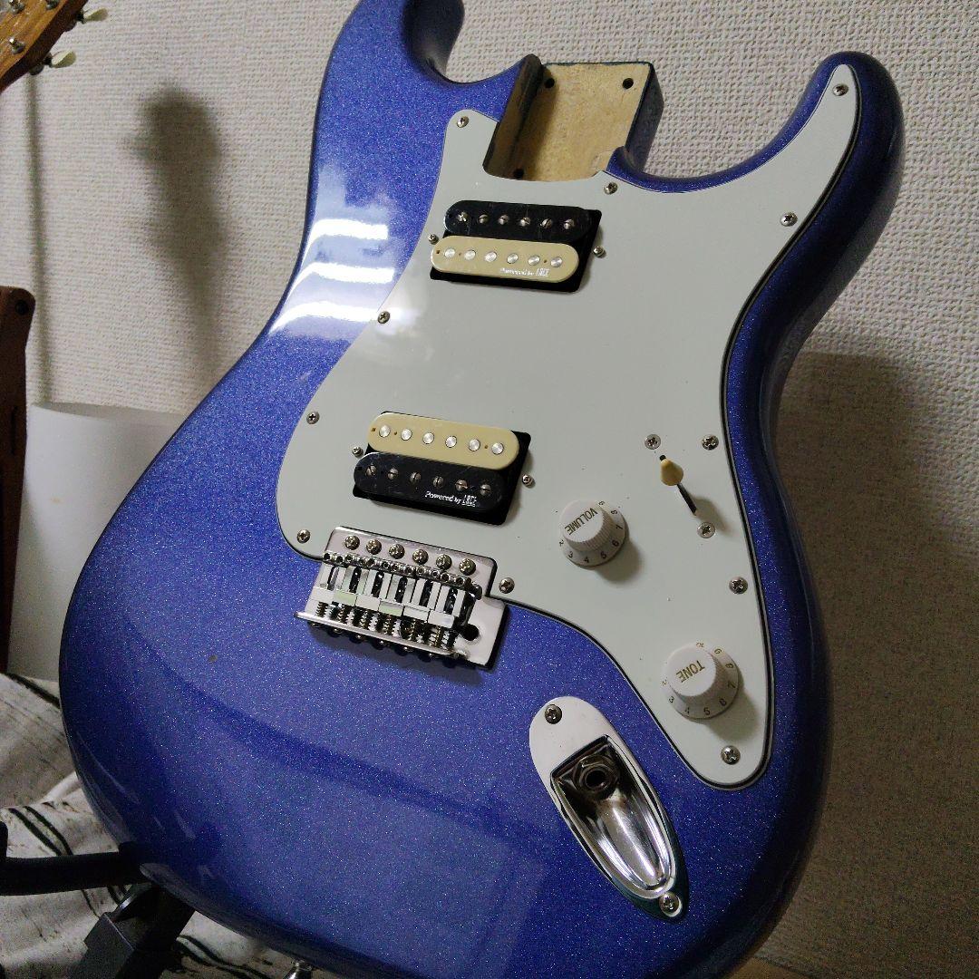 ストラトキャスター　タイプ　メイビス　Mavis