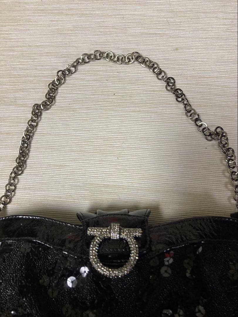 フェラガモ パーティーバッグ