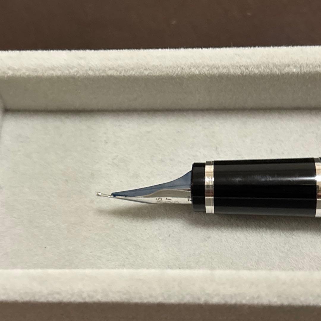パイロット　エラボー　金属軸　ブラウン　万年筆 中字軟