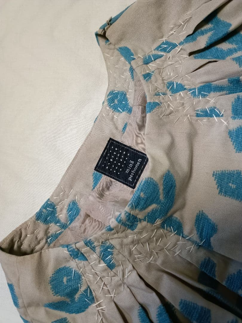 未使用　ミナペルホネン　garden　スカート　素人長期保管品