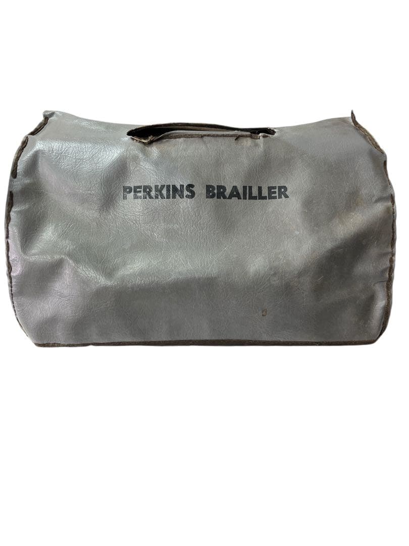点字タイプライター　パーキンスブレーラー