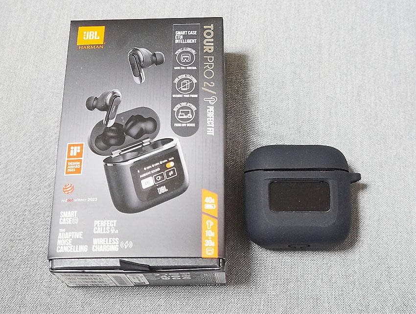 JBL Tour Pro 2 ワイヤレスイヤホン