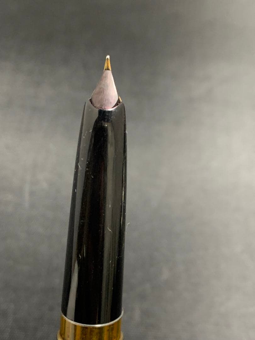 k*n様 Montblanc 万年筆 黒