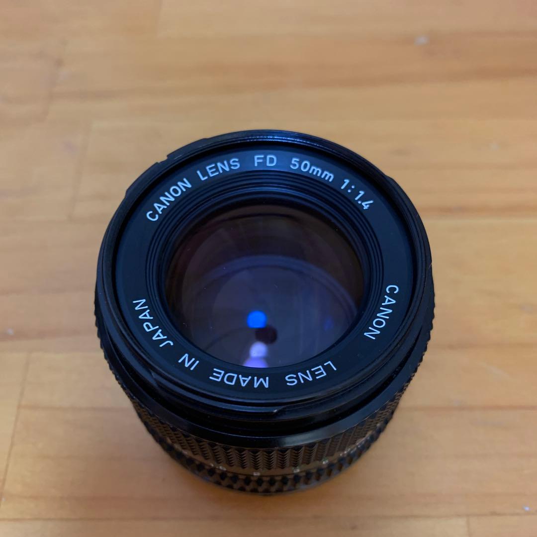 【ジャンク扱い】フィルムカメラ Canon NEW F-1、レンズ4本、他