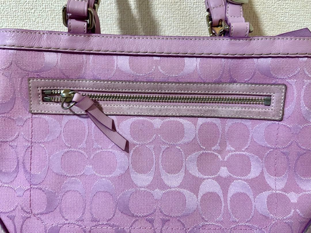 COACH コーチ　ショルダーバッグ　肩掛け　シグネチャー　ピンク　収納袋付き