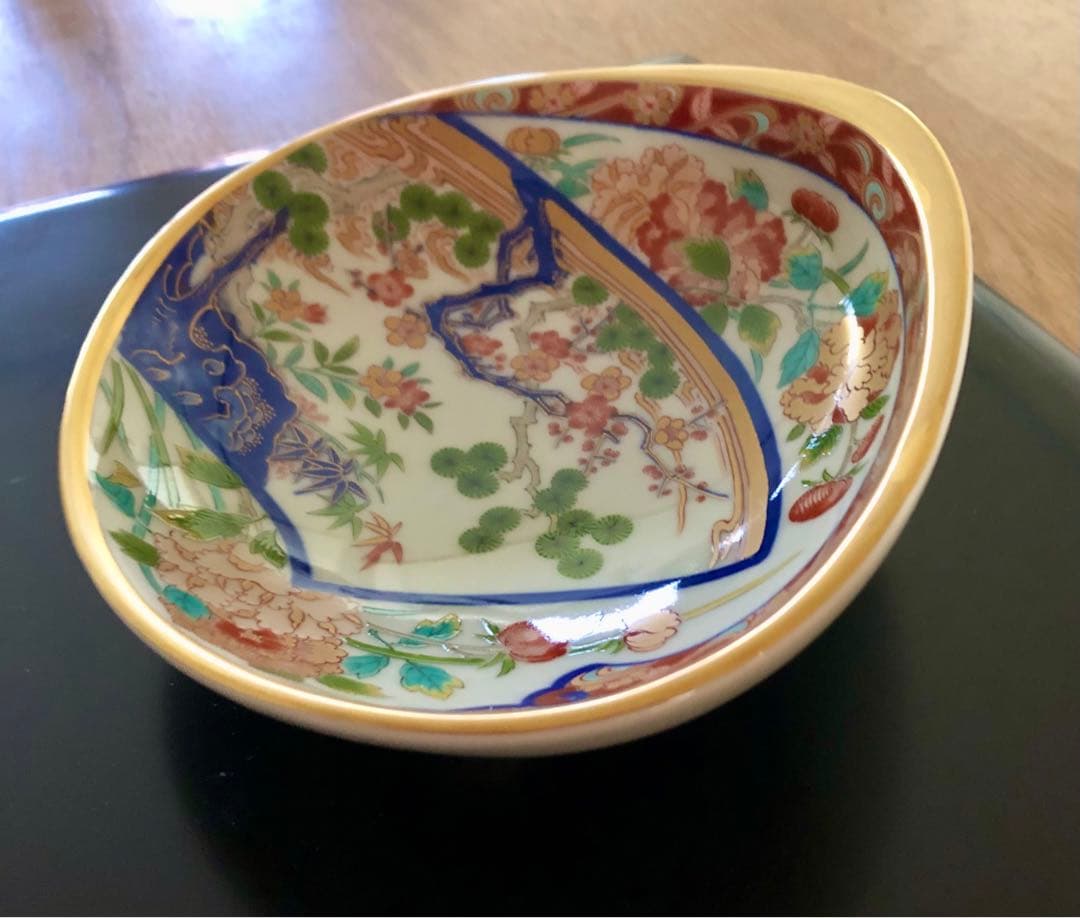 【新品・未使用】波佐見焼 林九郎窯 金彩貝型盛皿 扇割松竹梅 古伊万里 染錦