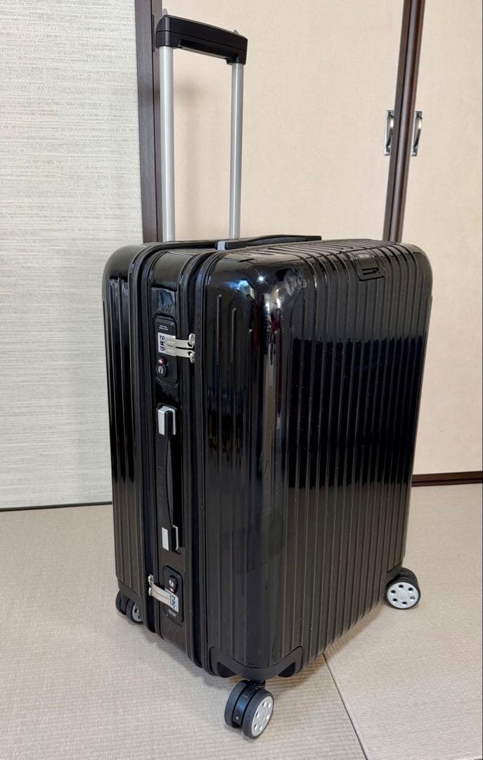 【格安USED】リモワ RIMOWA サルサデラックス 89 L ブラック 4輪